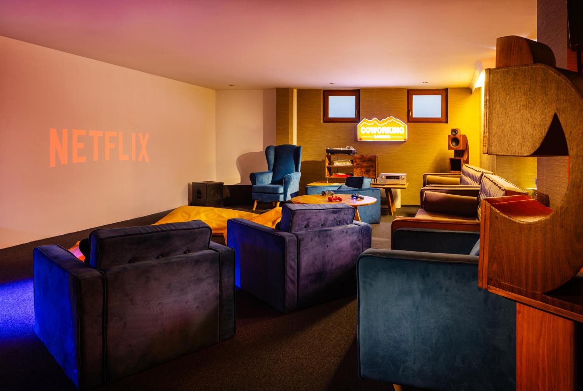 Coliving Bansko, The Social Hotel By Networking Premium Exteriör bild